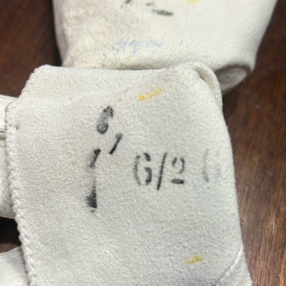 Vintage White Butter Stitch Accents Soft Deerskin Gloves Sz 6.5 Excellent - Picture 4 of 12